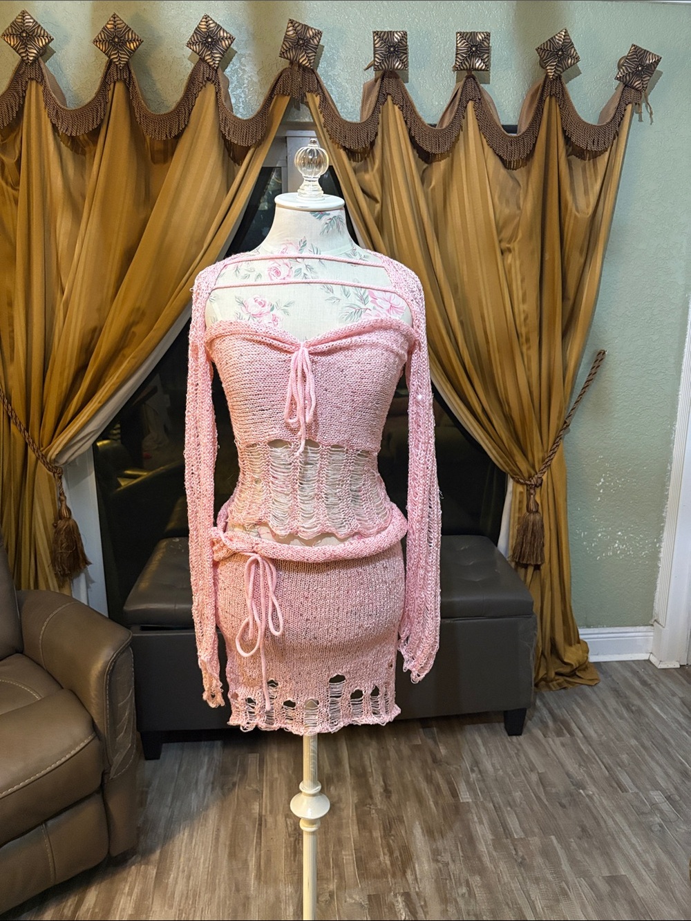 Pink Sequin Knit Two-Piece Corset Waist Skirt Set ONLY WORN ONCE - Women